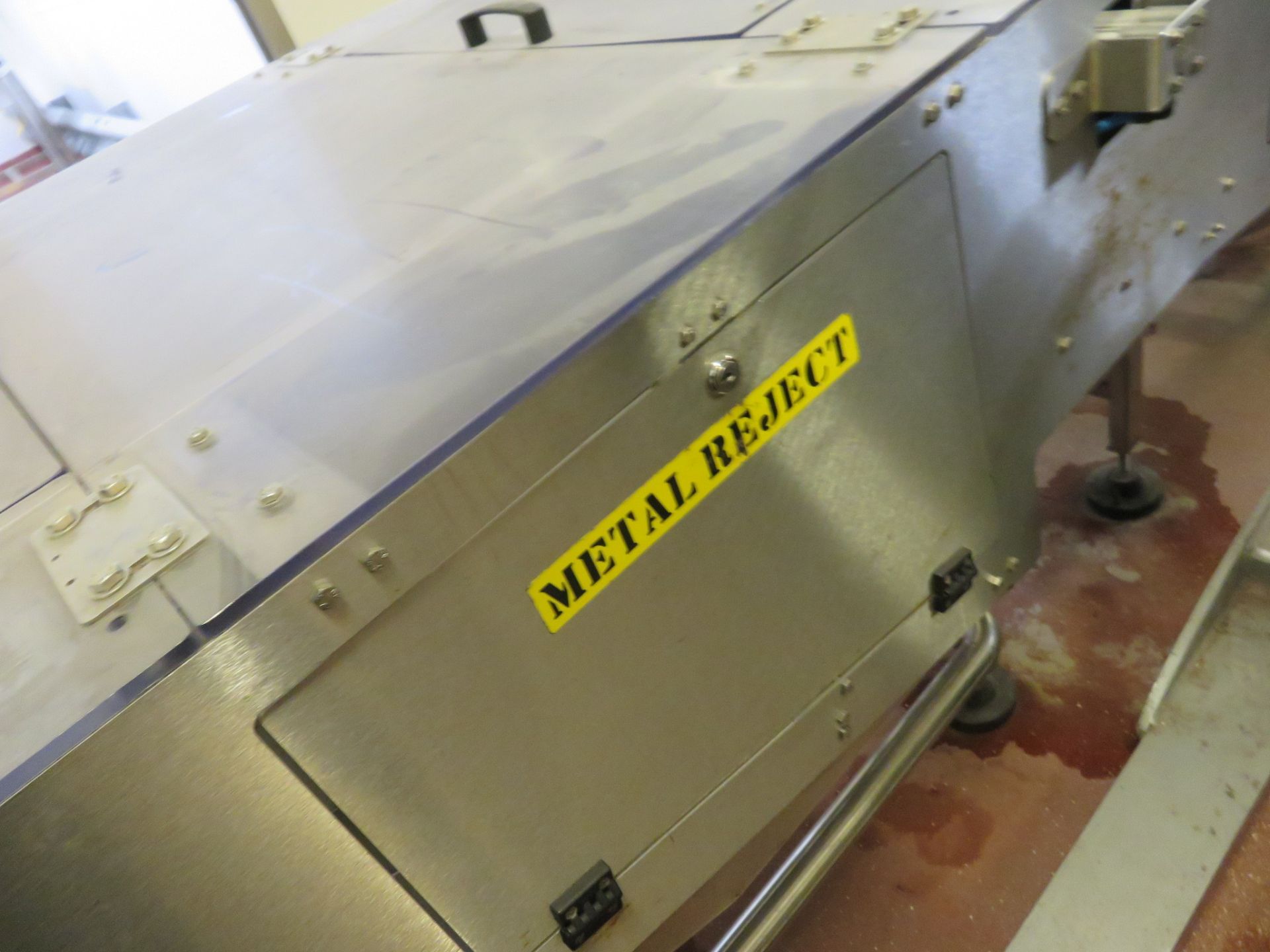 TWIN LANE COMBI SYSTEM COMPRISING CEIA METAL DETECTORS/IXAPACK CHECKWEIGHER. - Image 8 of 10