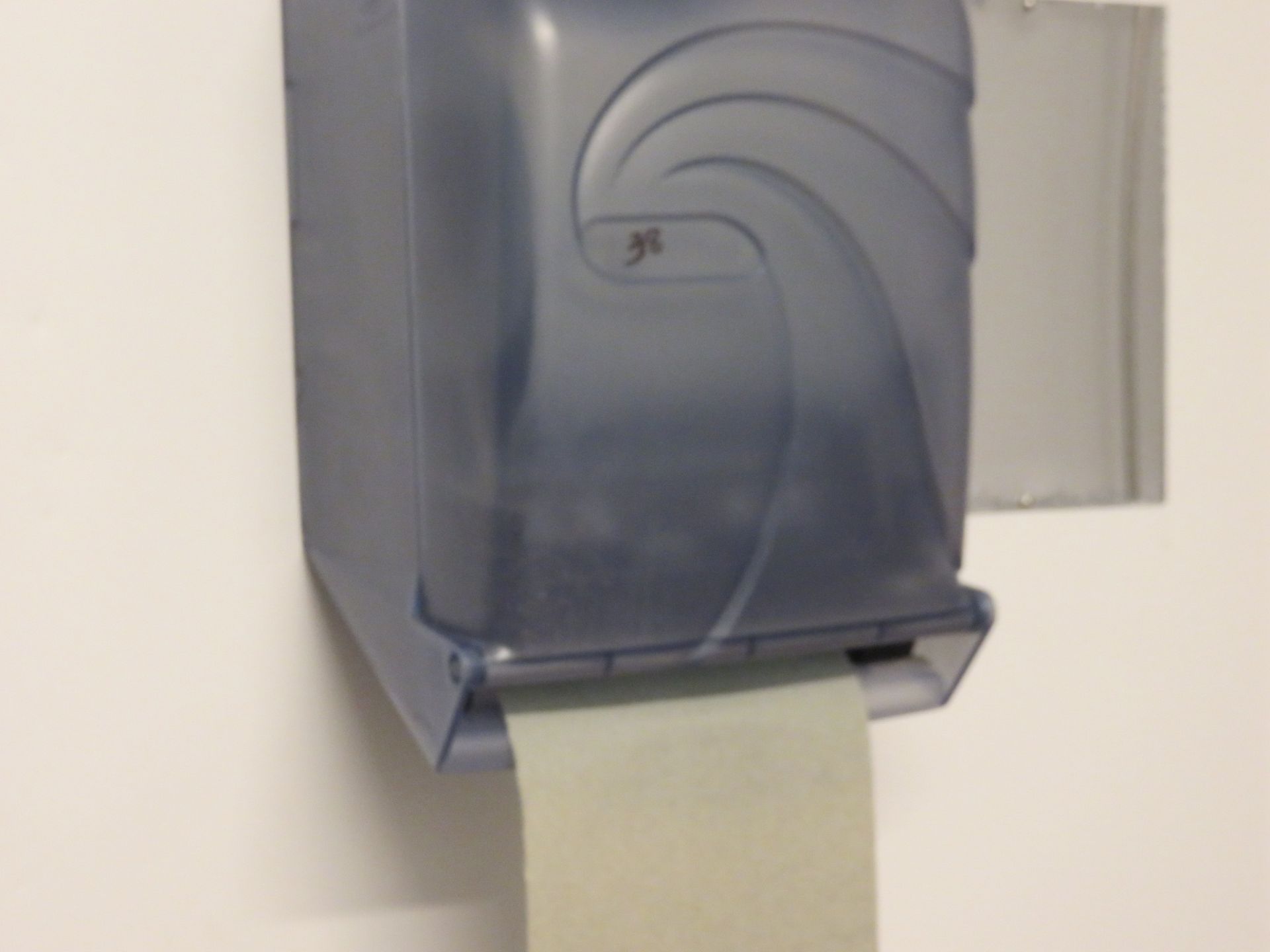 PAL WALL MOUNTED DISPENSERS. - Image 4 of 5