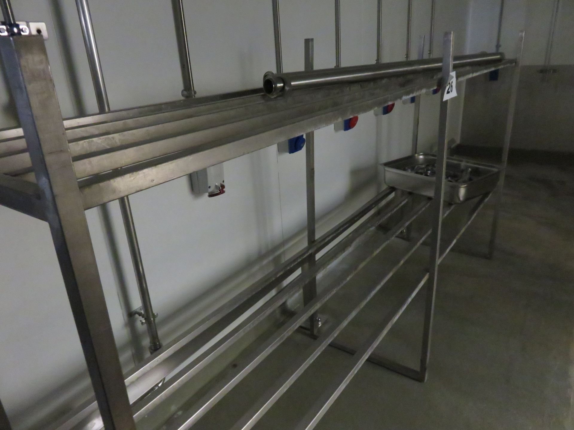 ALUMINIUM RACKING. - Image 2 of 2