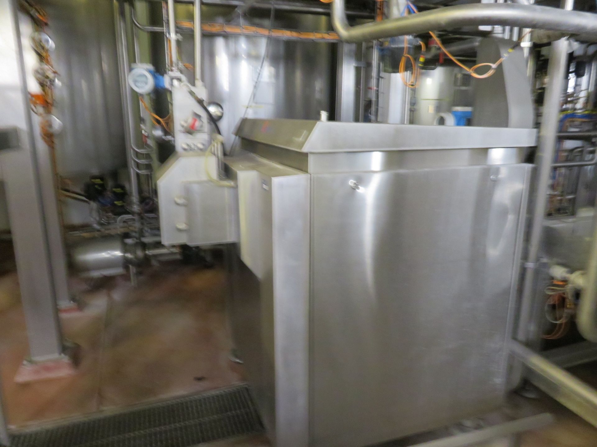 COMBINATION LOT - COMPLETE APV SYSTEM CAPABLE OF PRODUCING ALL TYPES OF DESSERTS, FILLINGS ETC. - Image 42 of 73