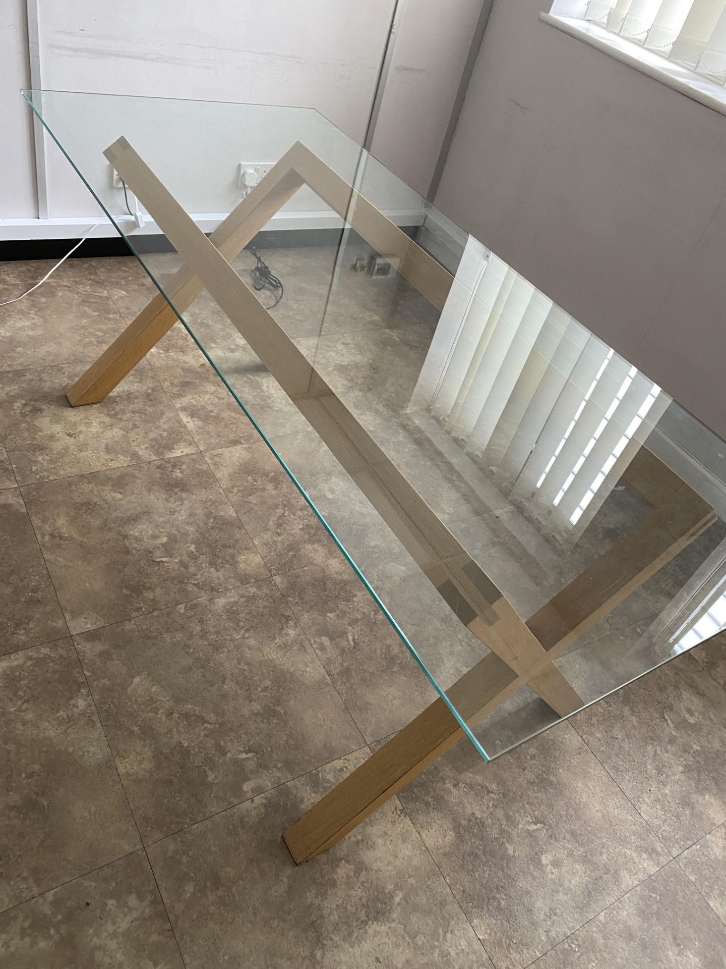 GLASS TABLE