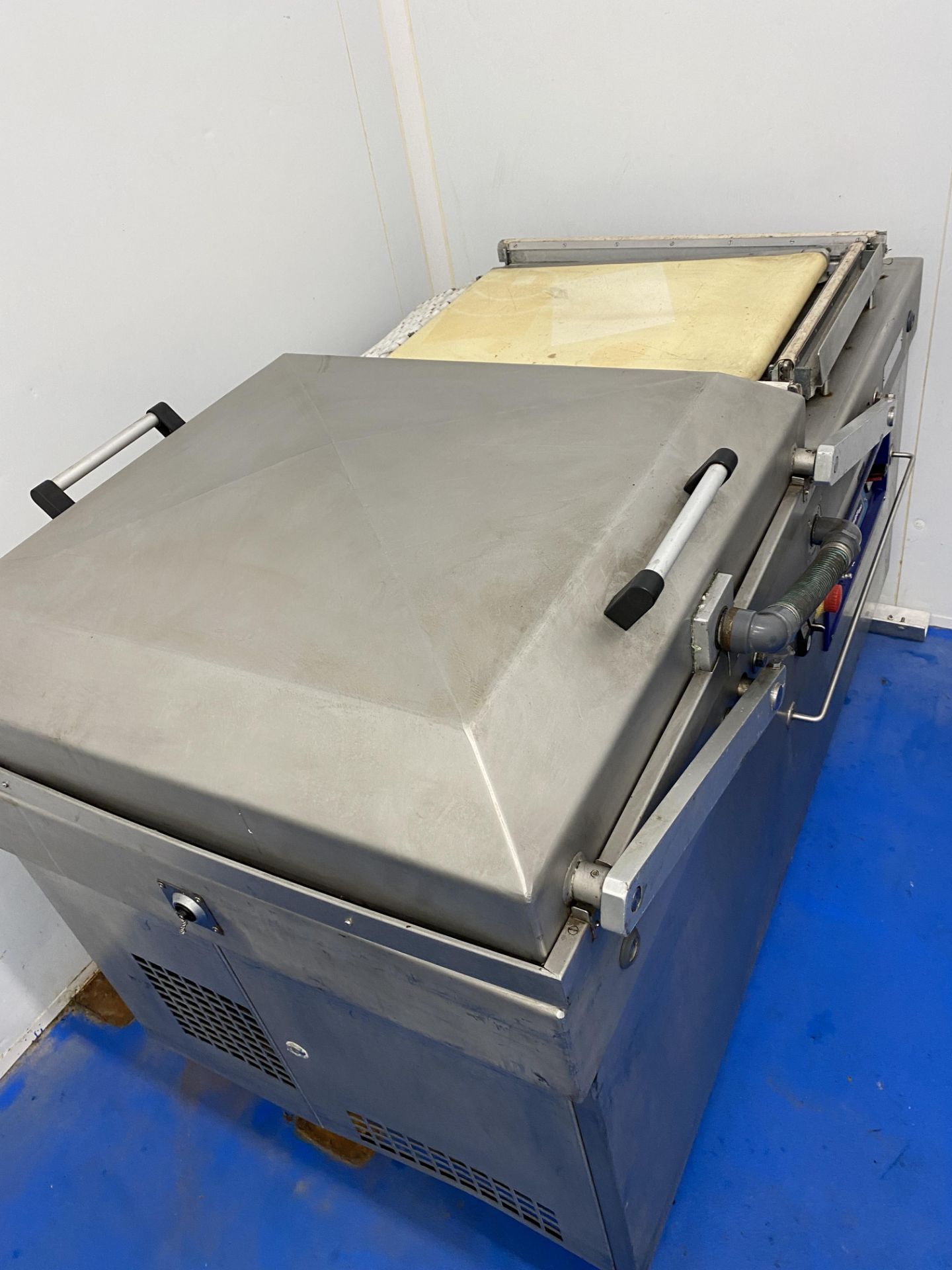 SUPERVAC DOUBLE CHAMBER VACUUM PACKER. - Image 4 of 5