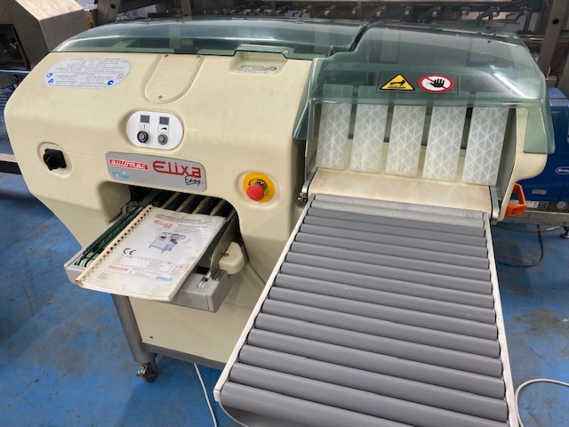 WALDYSSA ELIXA EASY AUTO SHRINK FILM PACKING MACHINE.