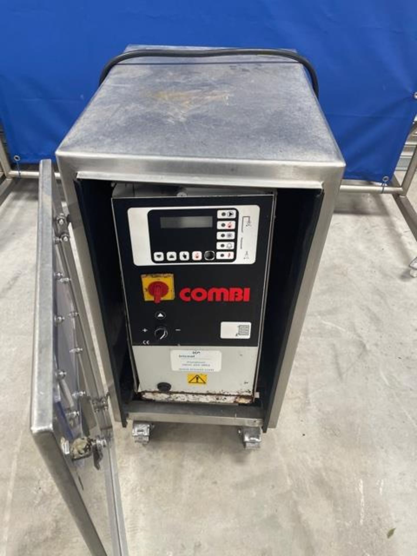 ICS WATER CHILLER. - Image 2 of 4