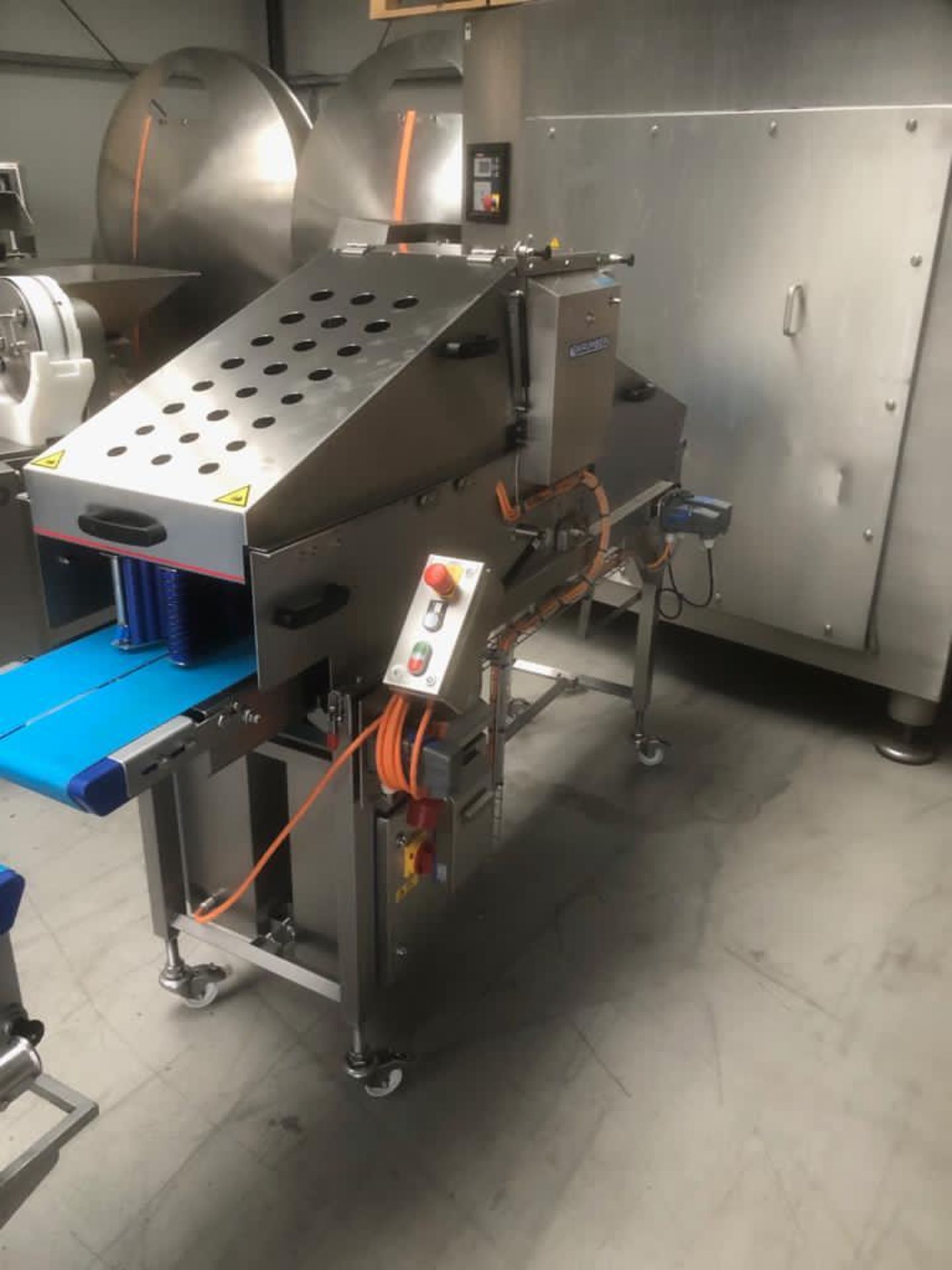 KRUMBEIN VSM 180 VERTICAL SLICER. YEAR 2019.