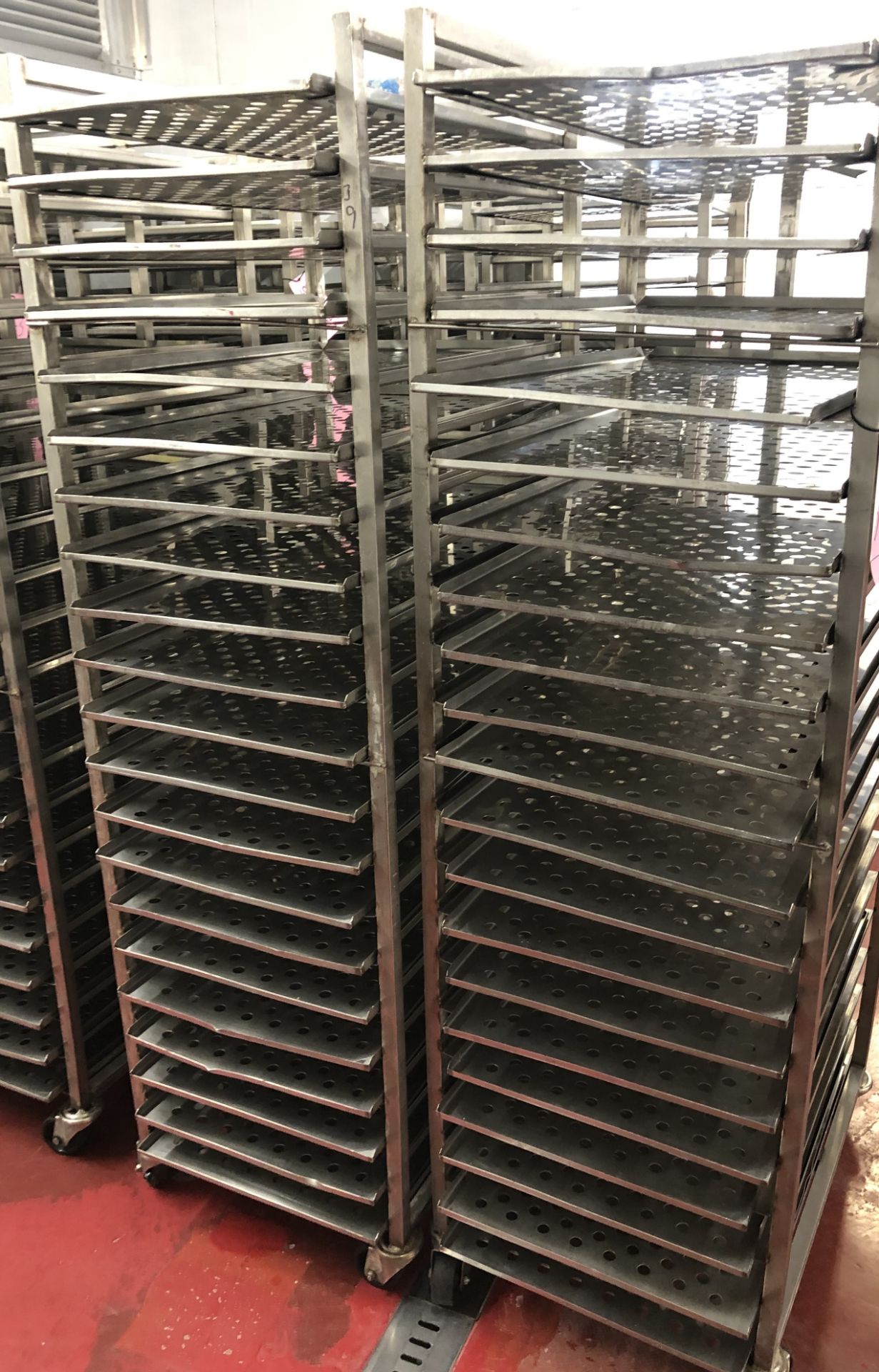 S/S MOBILE TRAY RACKS.