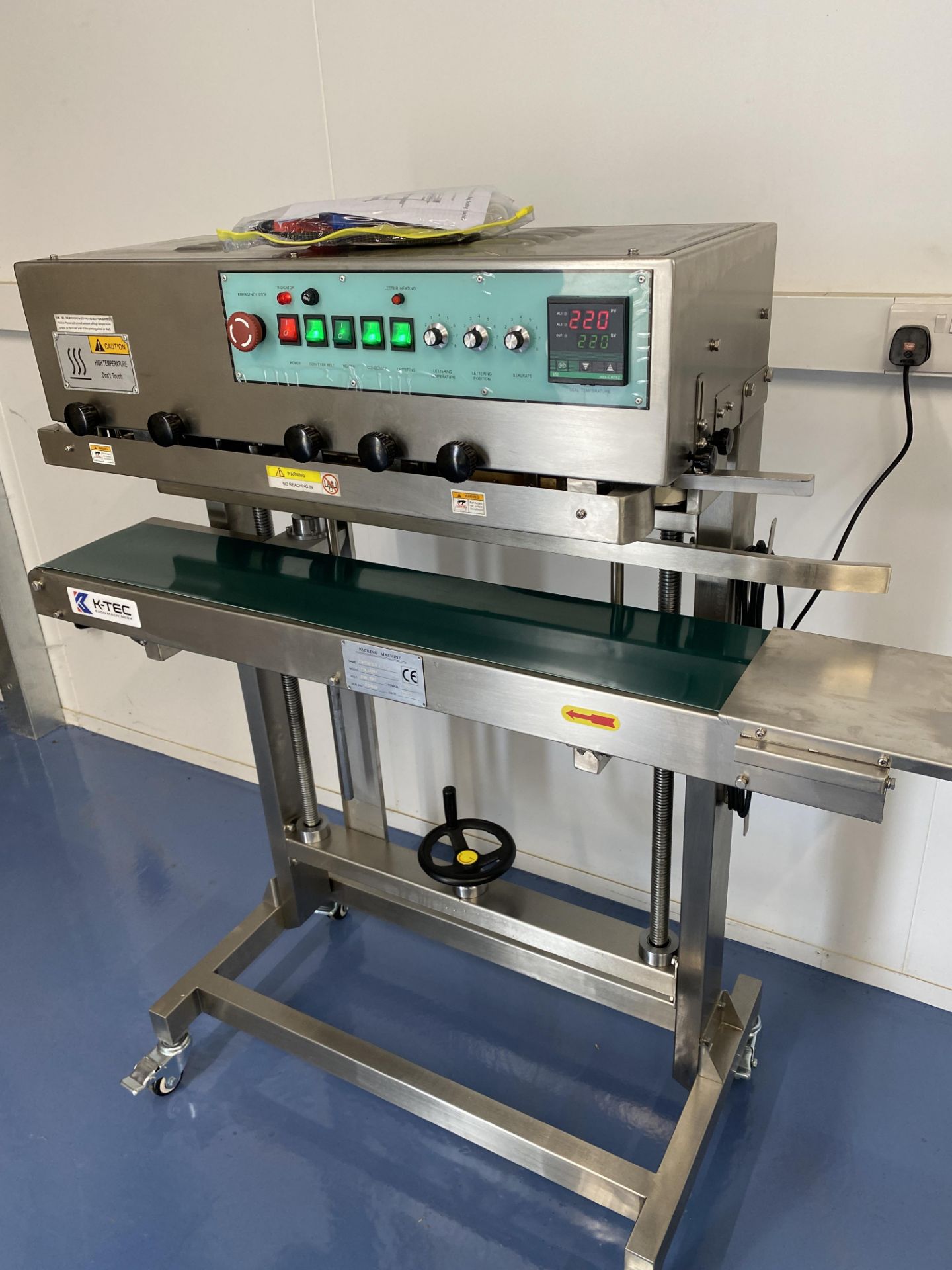 BRAND NEW CONTINUOUS BAG SEALER. - Image 4 of 10