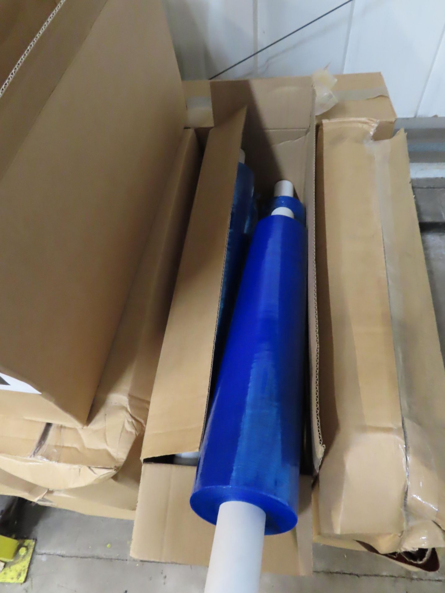 10 BOXES BLUE STRETCH WRAP. 6 ROLLS PER BOX. - Image 2 of 2