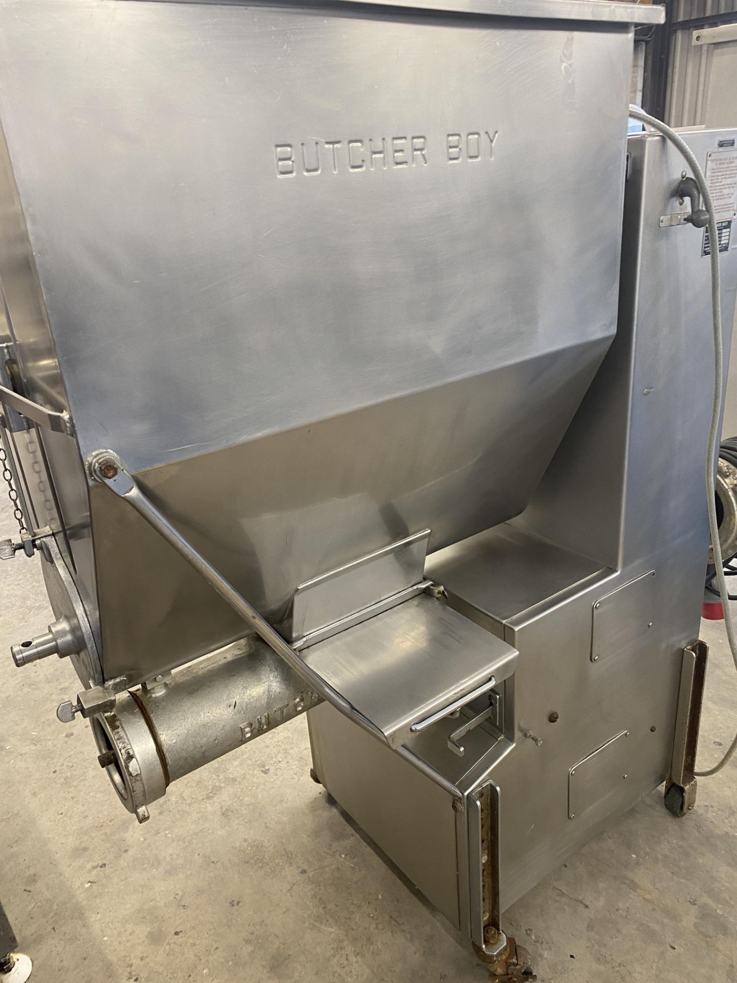 BUTCHER BOY MIXER GRINDER. - Image 3 of 5