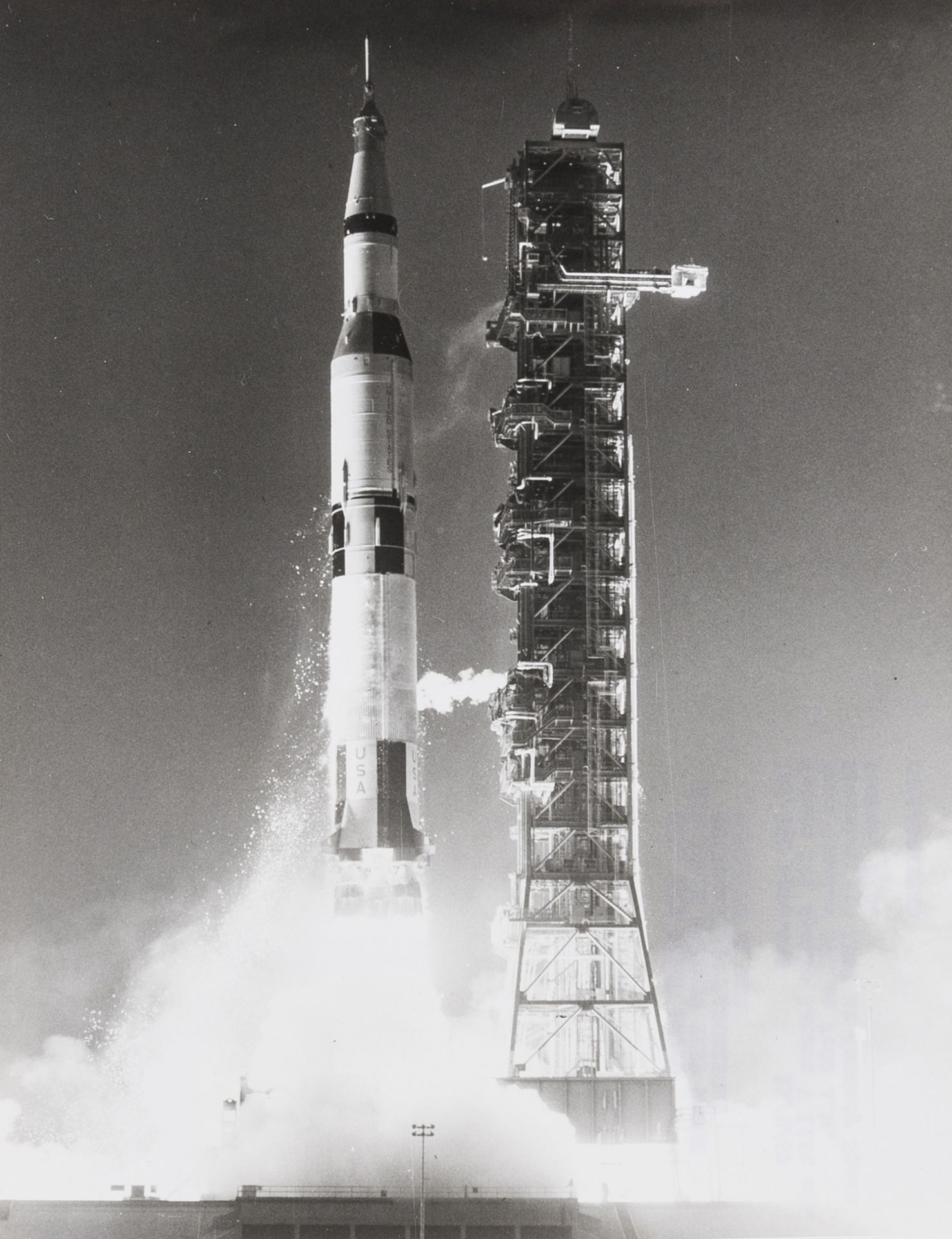 Rockets and Missiles.- A varied group of rockets and missiles, c.1964-66, vintage gelatin silver … - Image 2 of 2