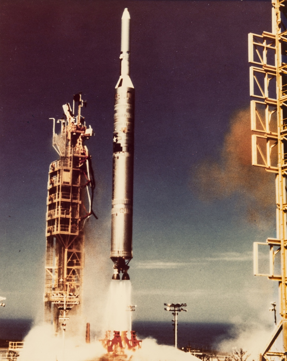 Rockets.- , A good group of Titan and other rockets on the launch pad and at lift-off, 1961, … - Image 2 of 2