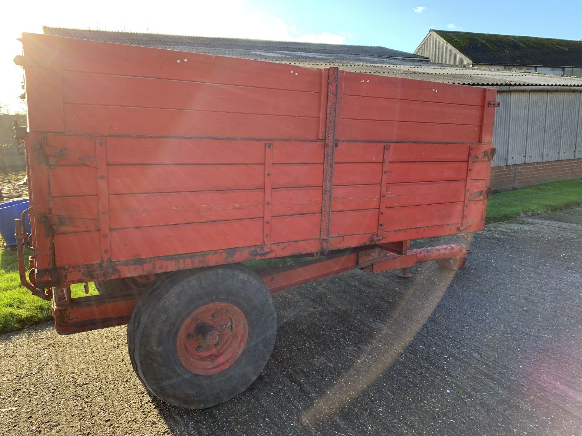 Tye single axle grain trailer with wooden sides and extensions - Image 3 of 5