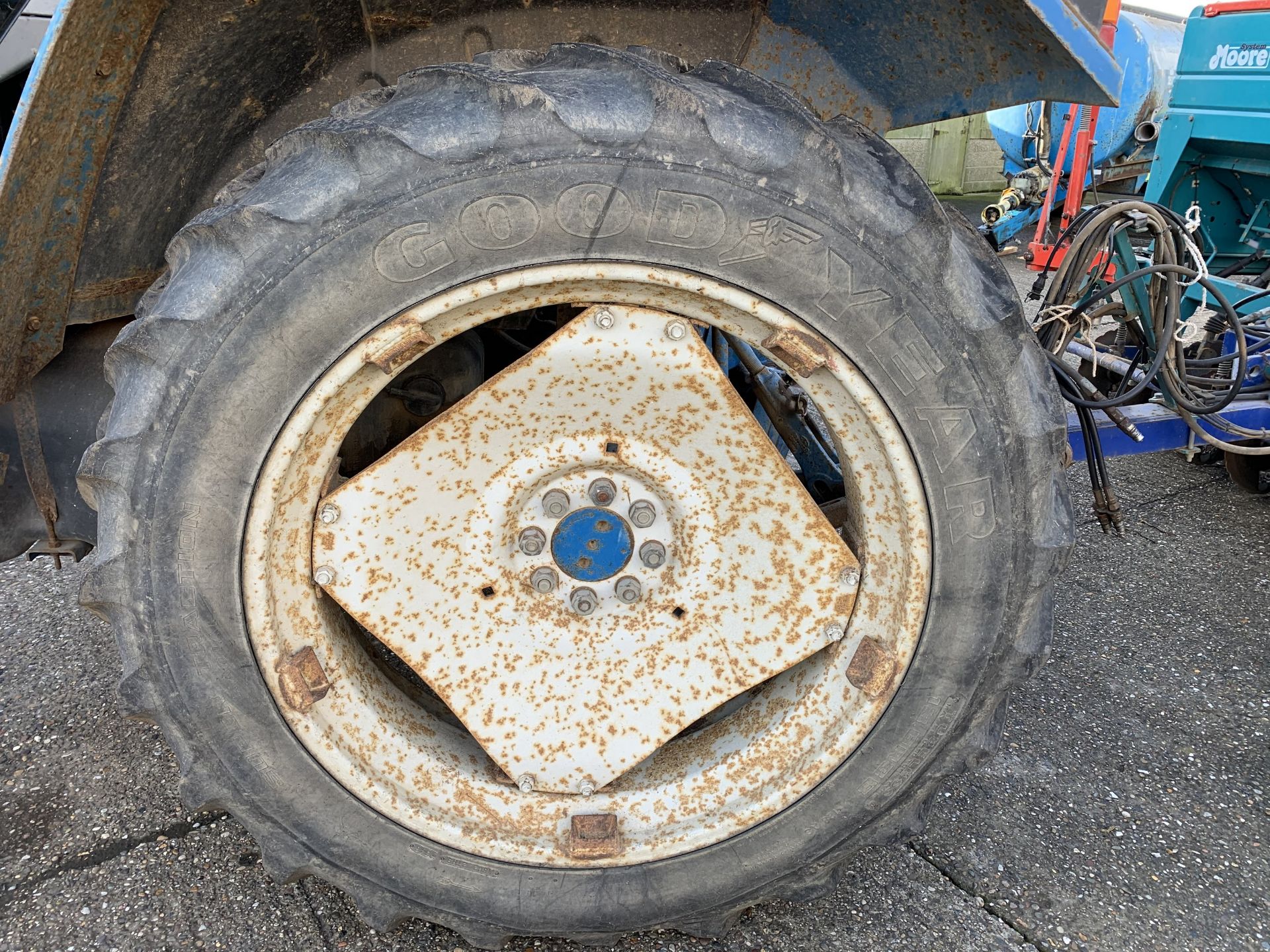 1993 Ford 7740 Powerstar SLE 2wd tractor L793 VKH, 4380 hours, 13.6R38 rear tyres with 60% tread, - Image 3 of 8