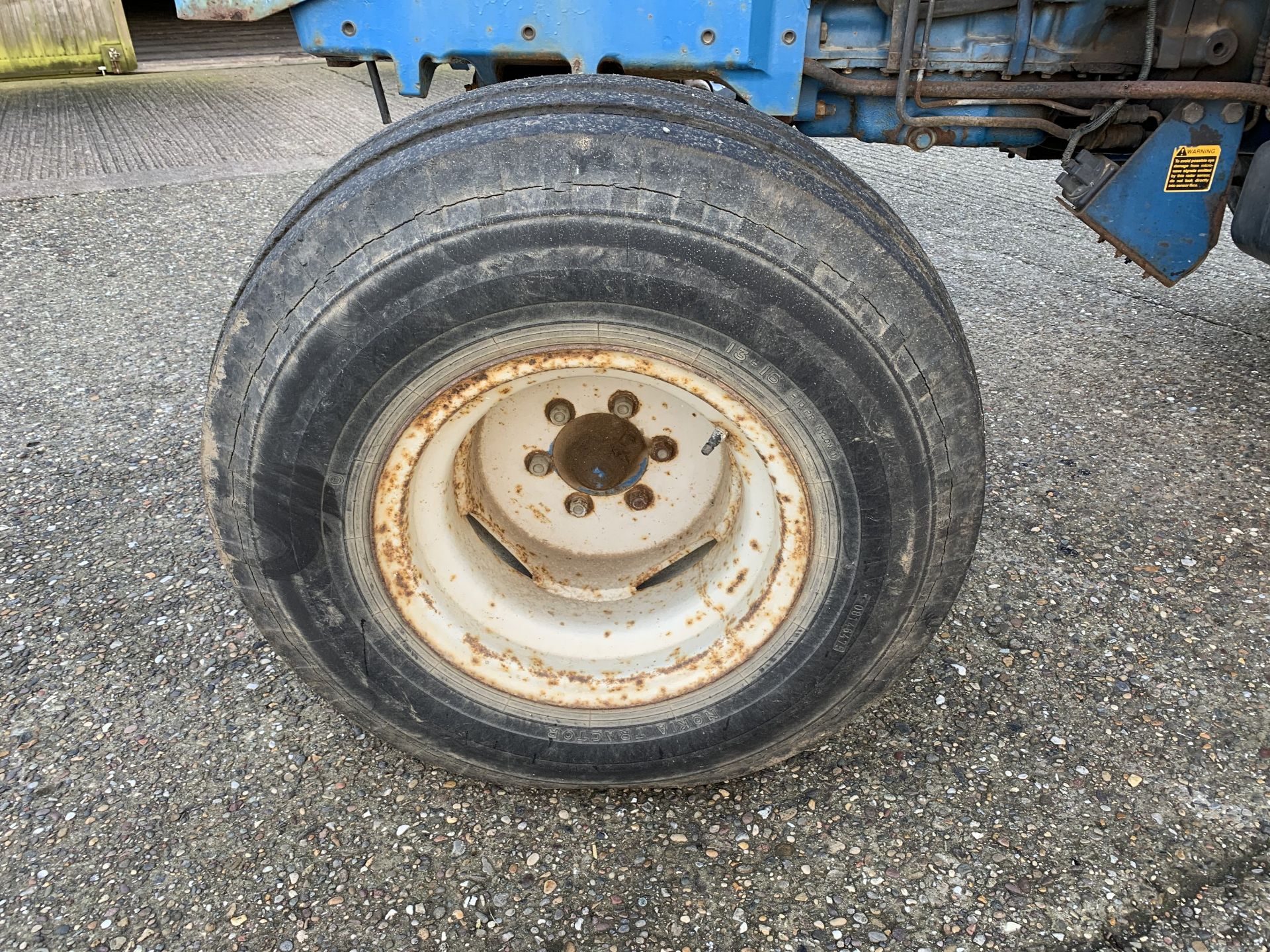 1993 Ford 7740 Powerstar SLE 2wd tractor L793 VKH, 4380 hours, 13.6R38 rear tyres with 60% tread, - Image 2 of 8