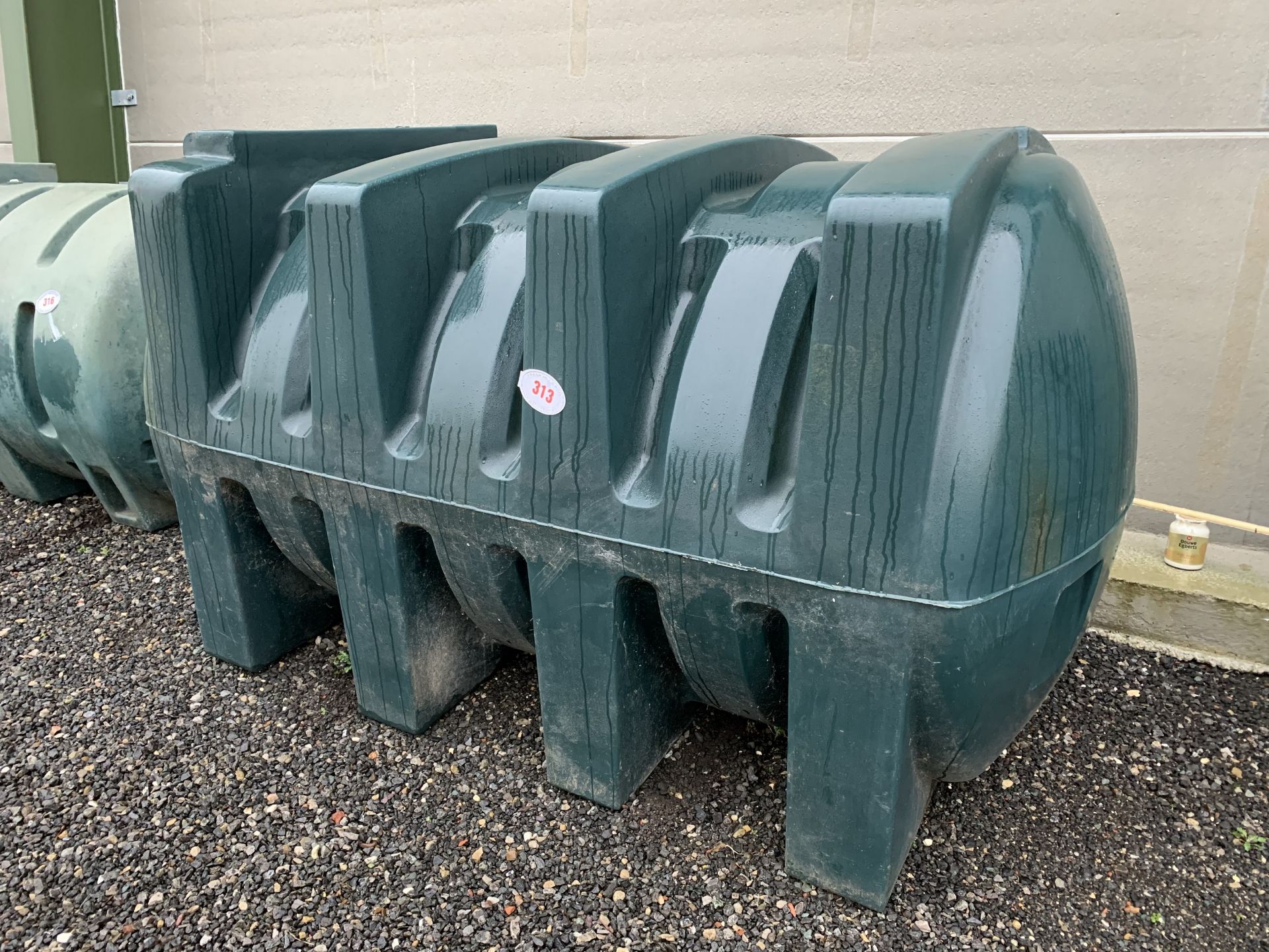 Plastic water tank