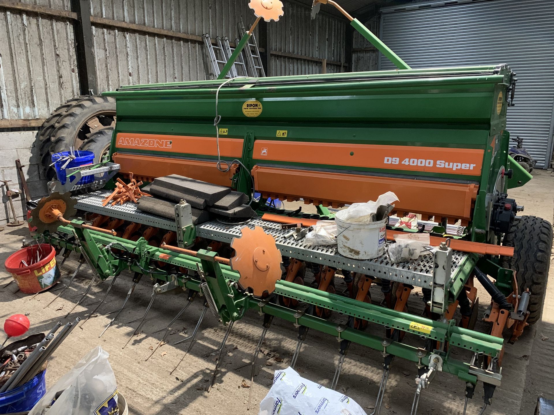 2013 Amazone D9 4000 Super corn drill - Image 2 of 2