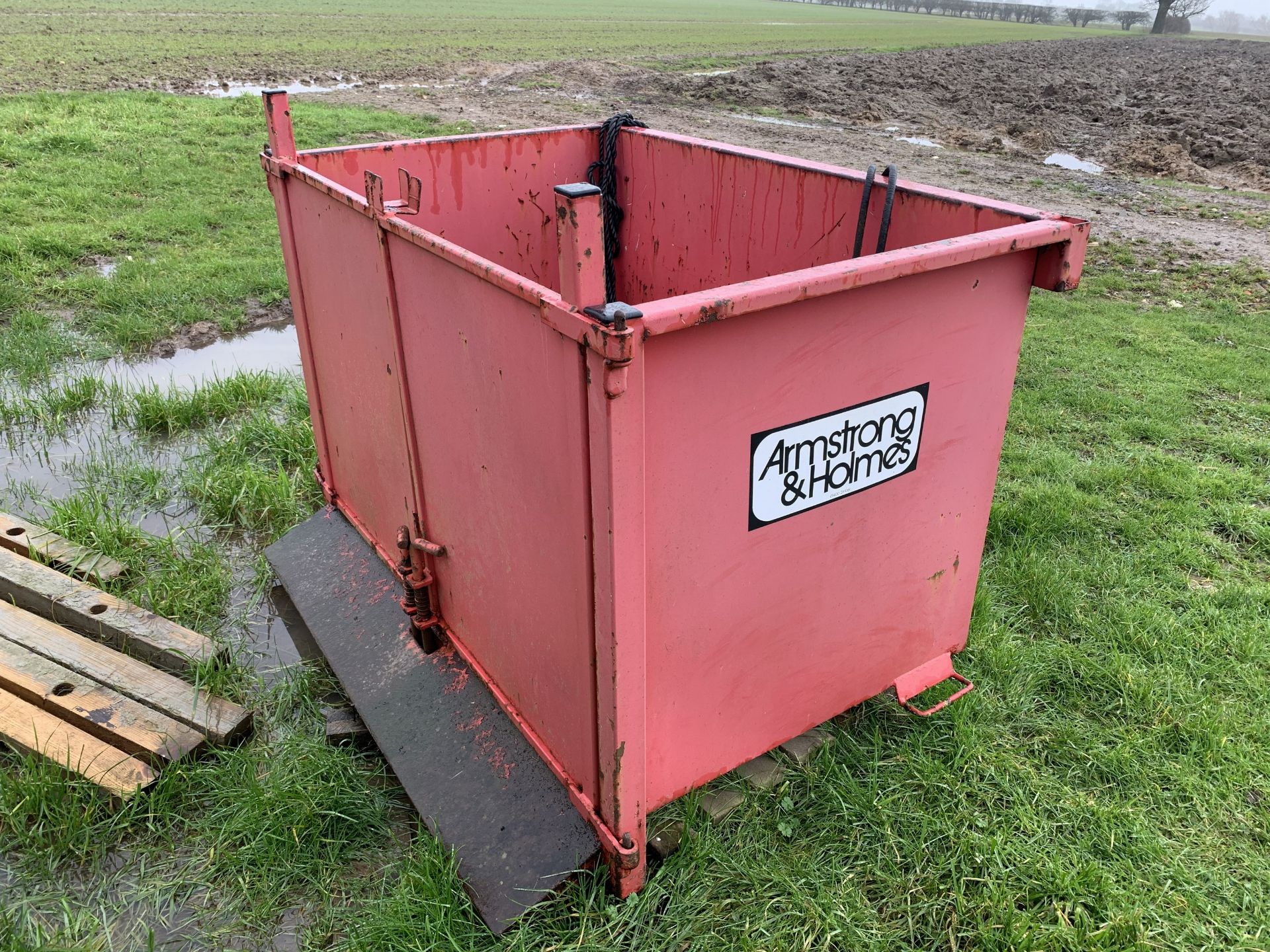 Armstrong & Holmes transport box - Image 3 of 3