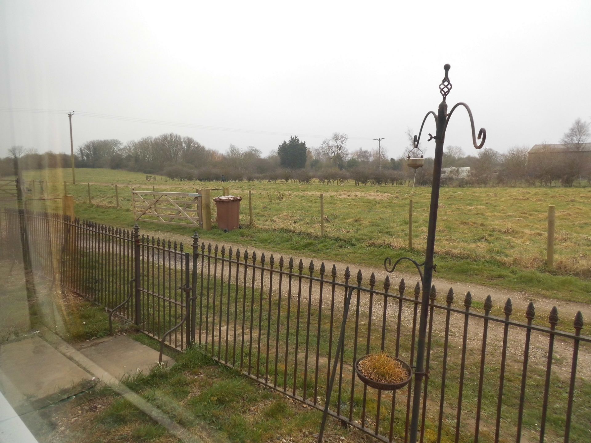 Grange Farm, Humber Lane, Welwick, Hull, HU12 0SA. Farmhouse sat in 3.77ac Grass Paddock. - Image 12 of 33