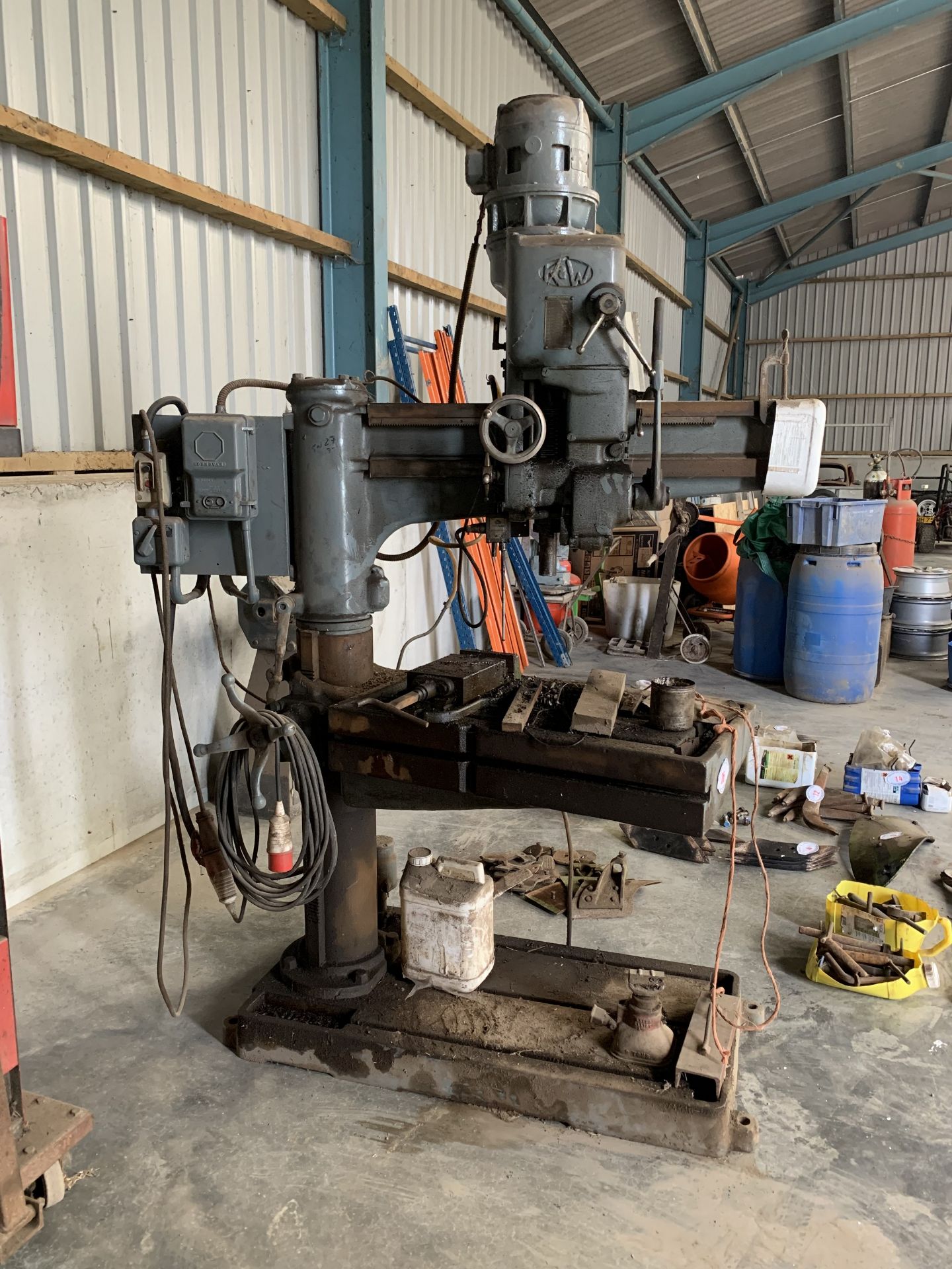 Kitchen & Wade Ltd Industrial pillar drill, 3ph with metal vice