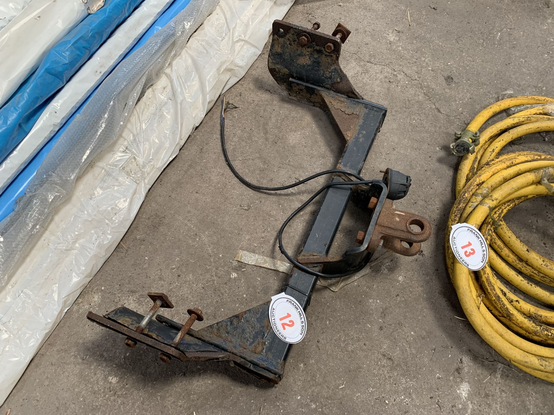 Ford Transit towbar