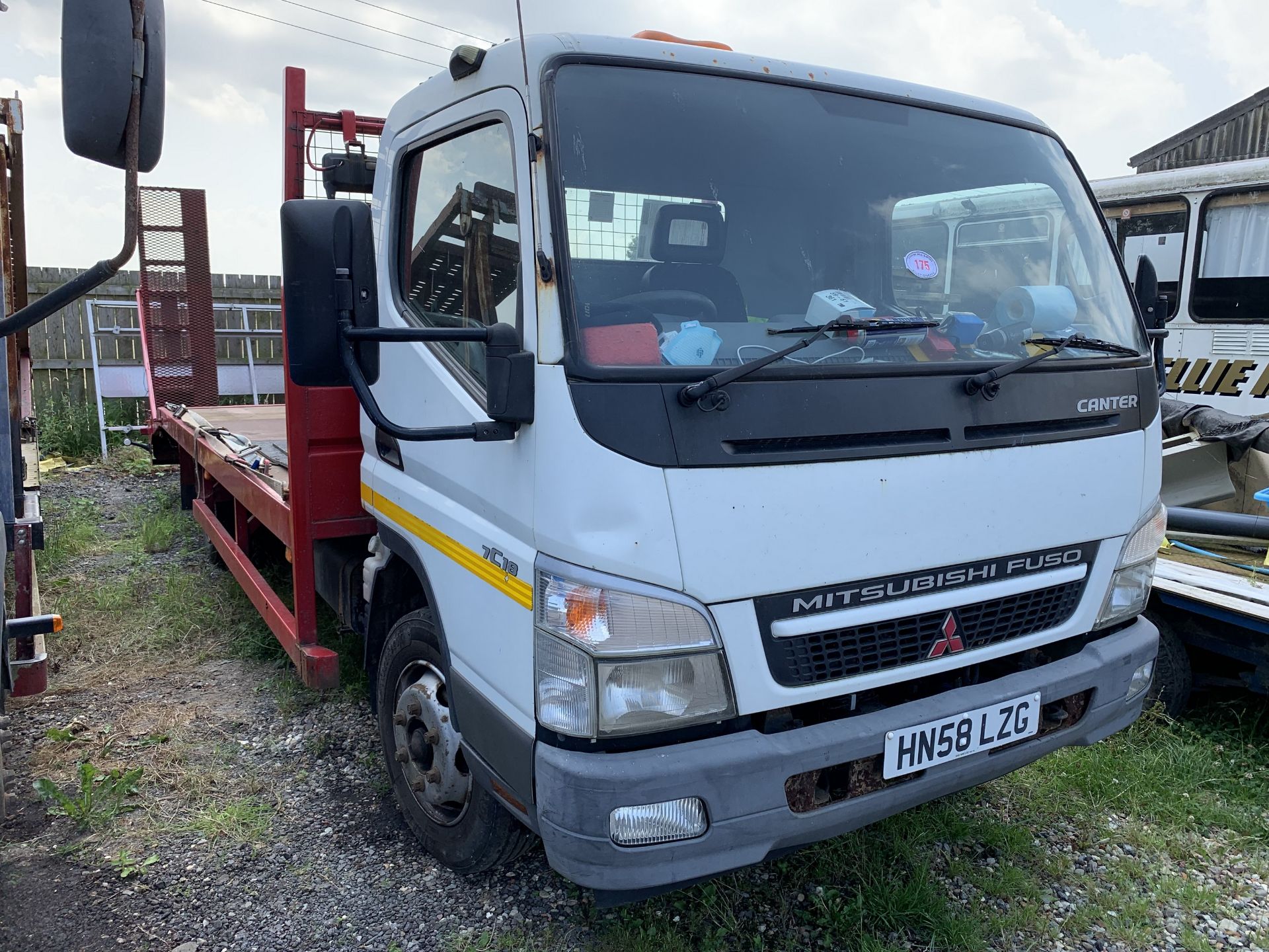 2009 Mitsubishi Fuso recovery truck, HN58 LZG, 194000 miles, diesel, V5, no MOT, untested, with