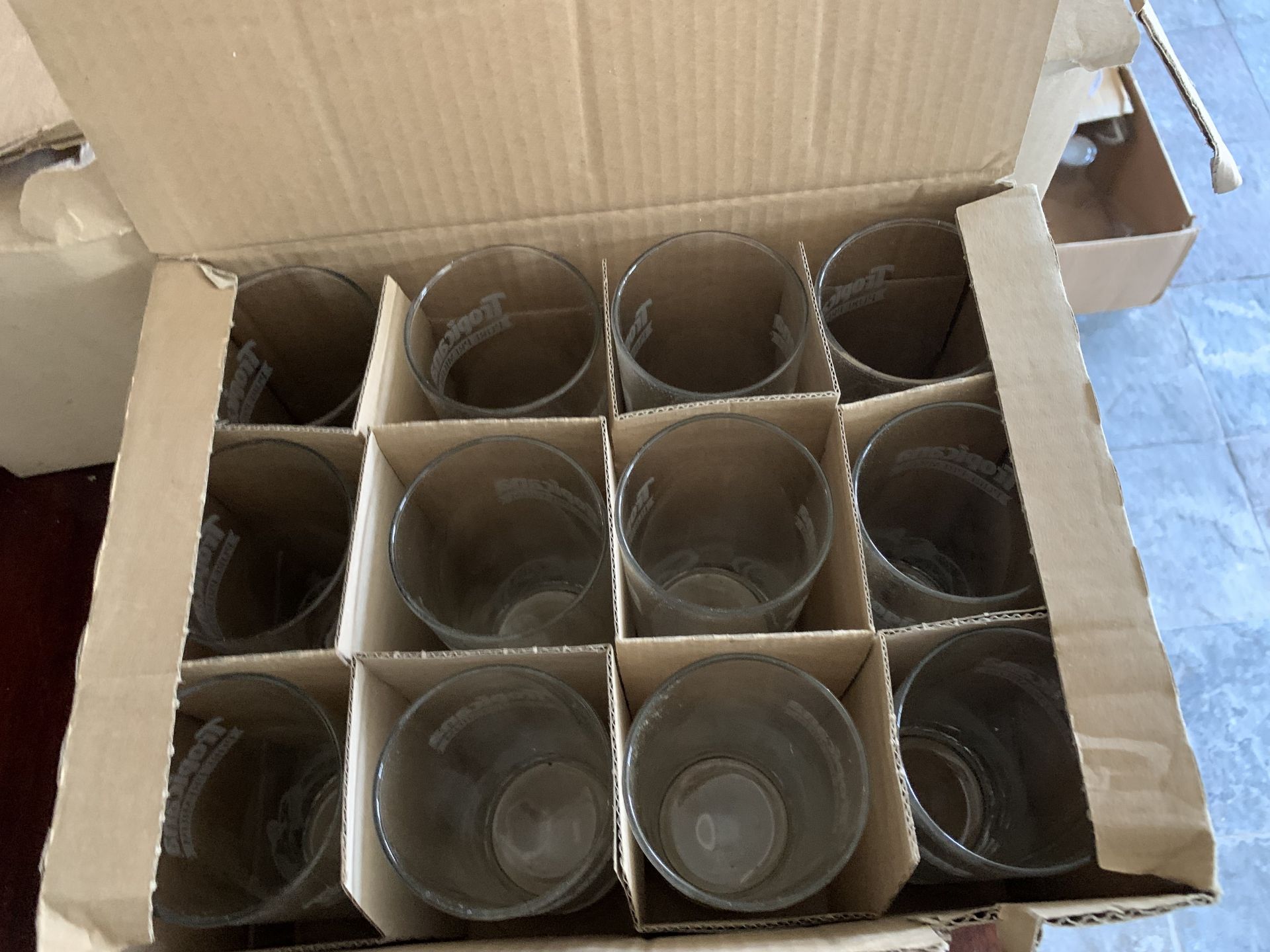 Box of Tropicana glasses - Image 2 of 2