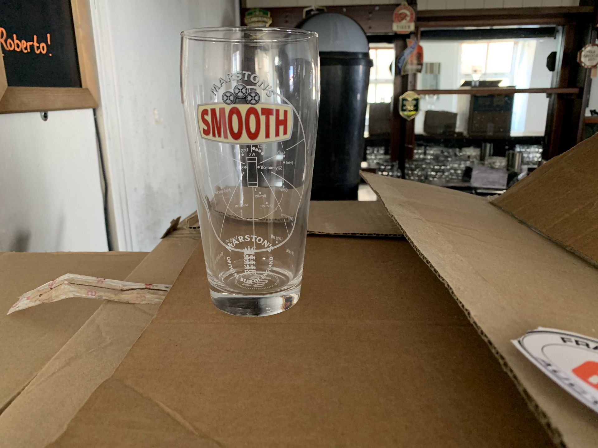 Box of Marstons Cricket Pitch pint glasses - Image 3 of 3