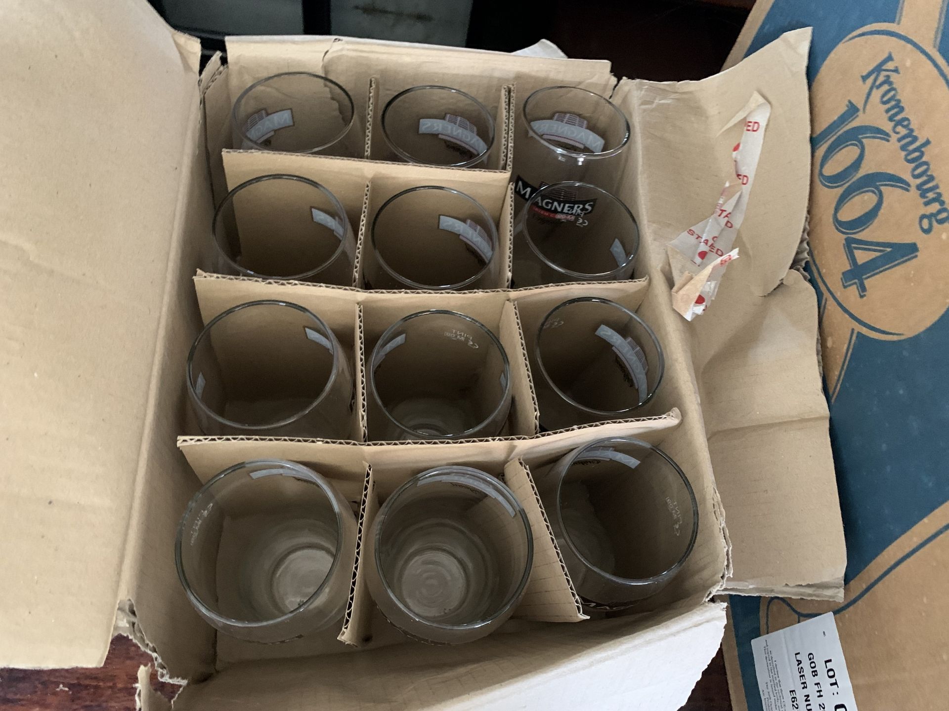 Box of Magners pint glasses - Image 2 of 2