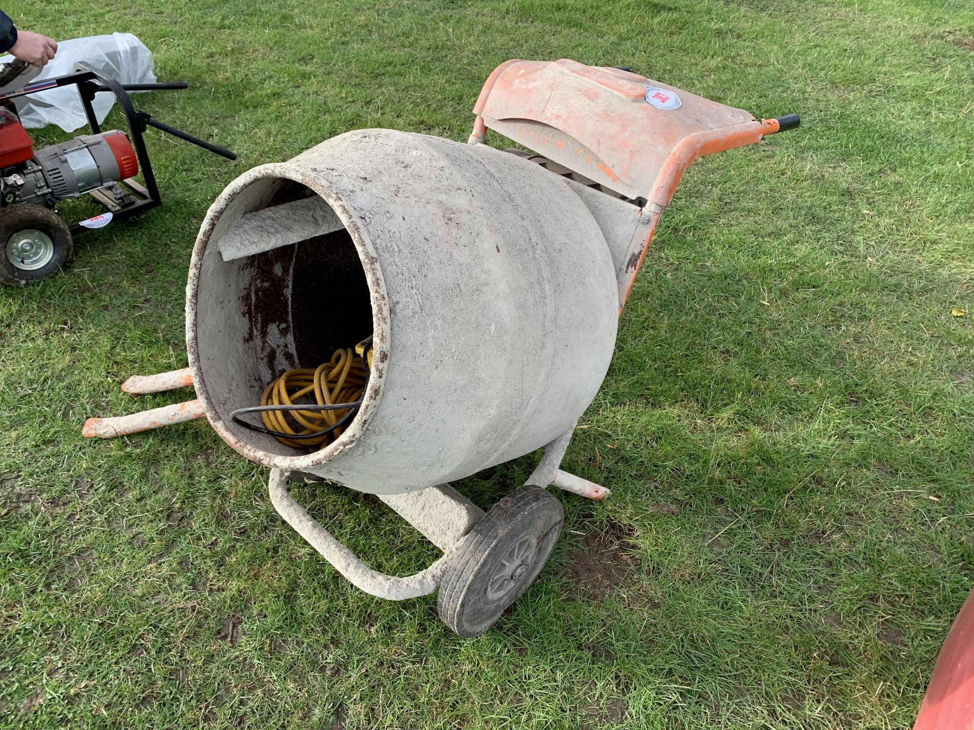 Belle minimix 150 cement mixer, with transformer