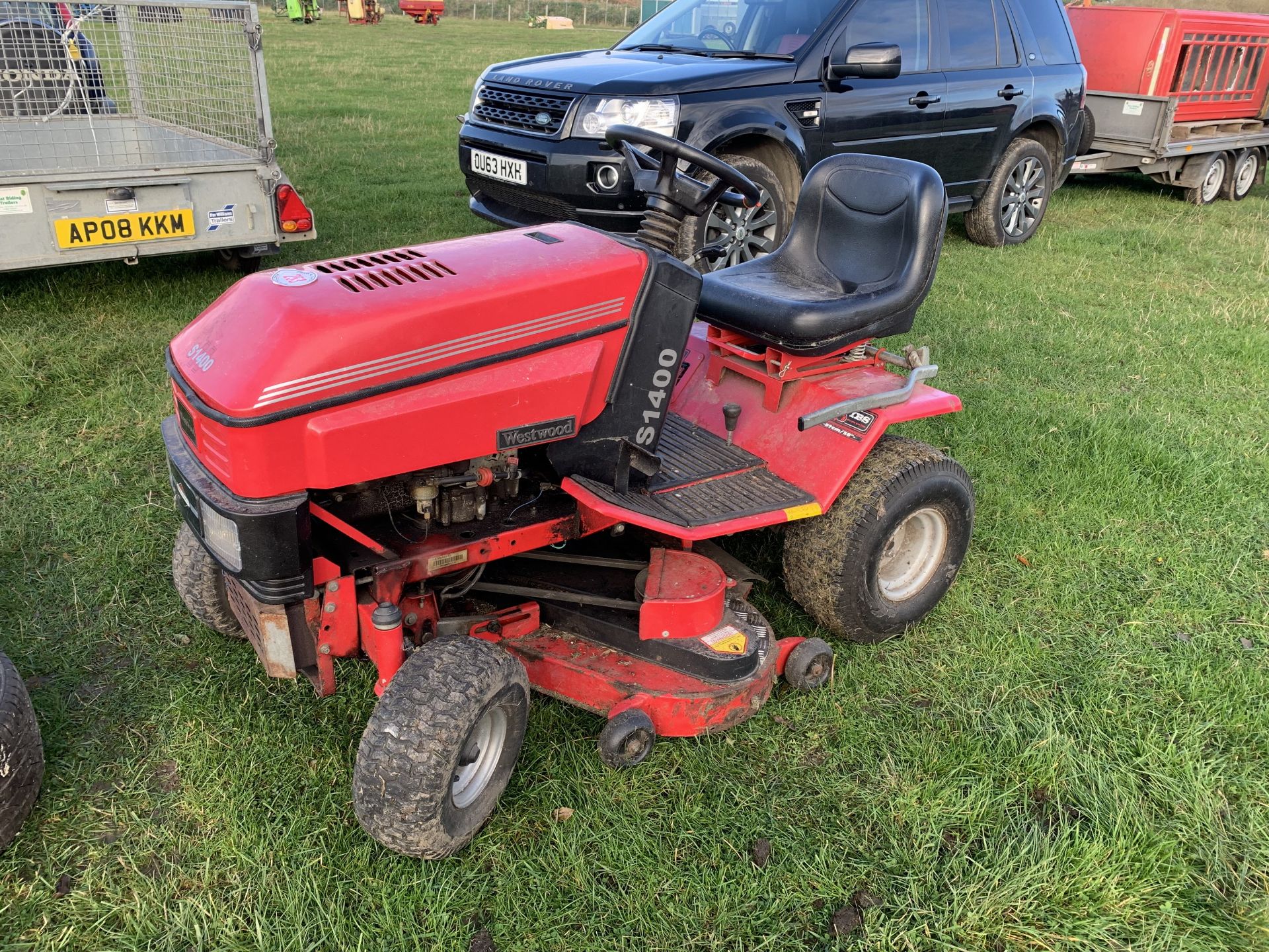 Westwood S1400 ride on mower, with key & instruction book