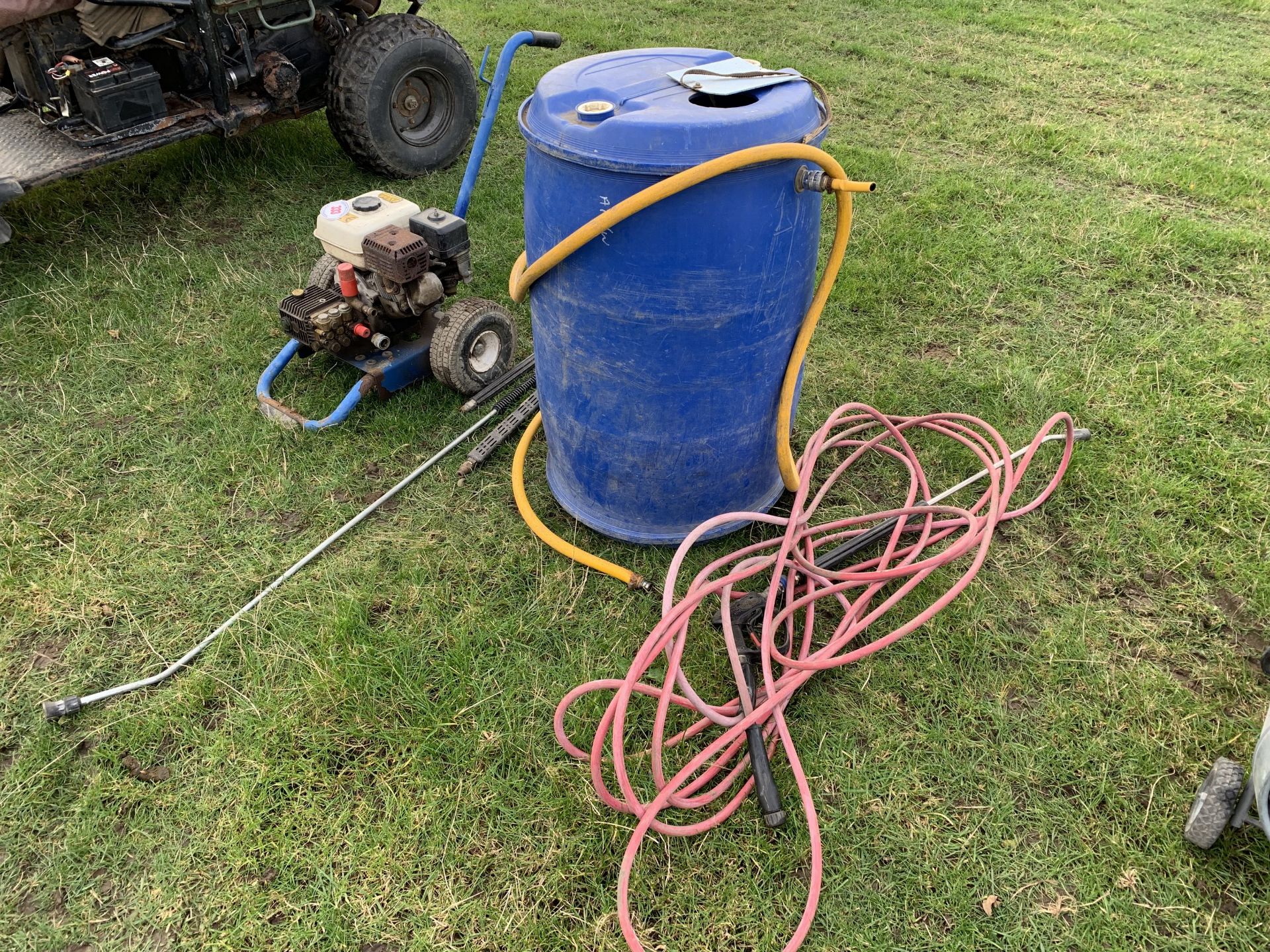 Power washer, with barrel tank etc - Bild 2 aus 2