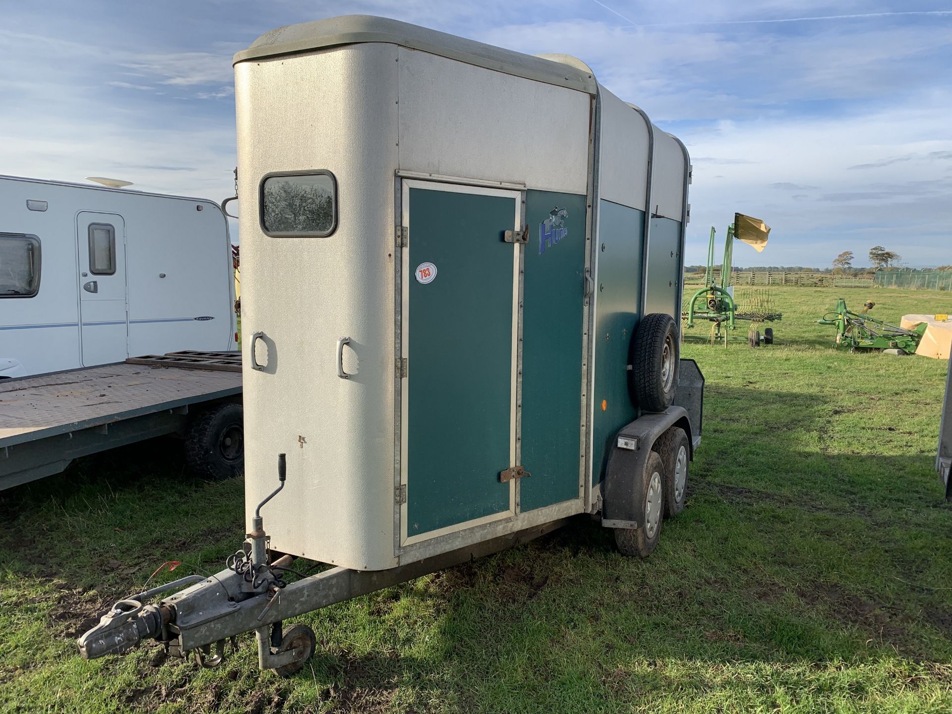 +VAT Ifor Williams HR505 Hunter twin axle horse trailer, front & rear load, with centre partition, w