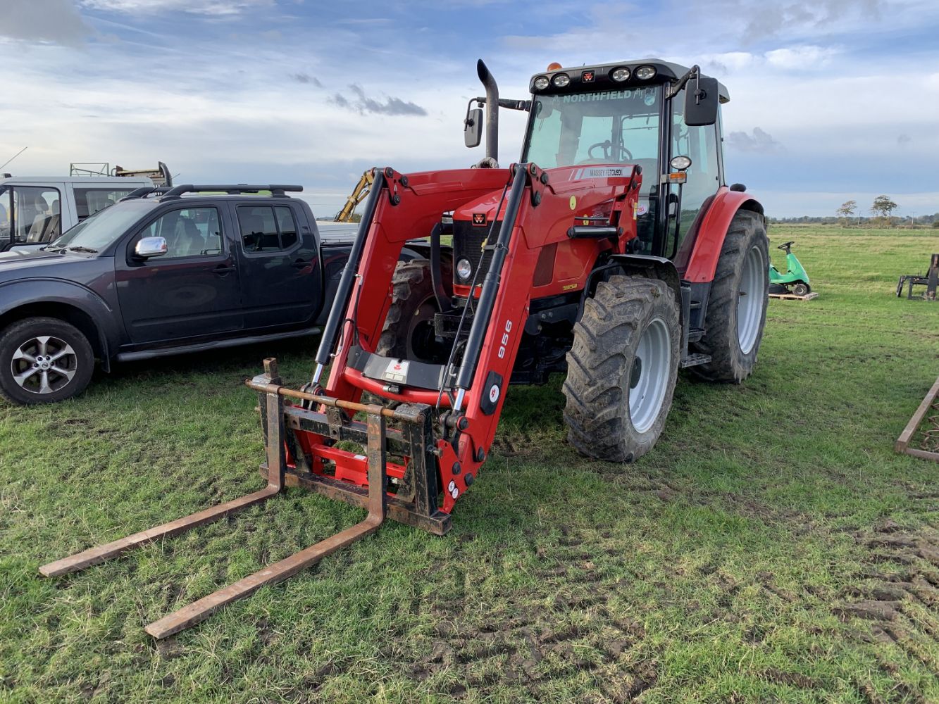 THE SALEYARD, WINESTEAD, HULL, HU12 0NH - Collective Timed Online Auction to include Full Farming Business Dispersal Sale