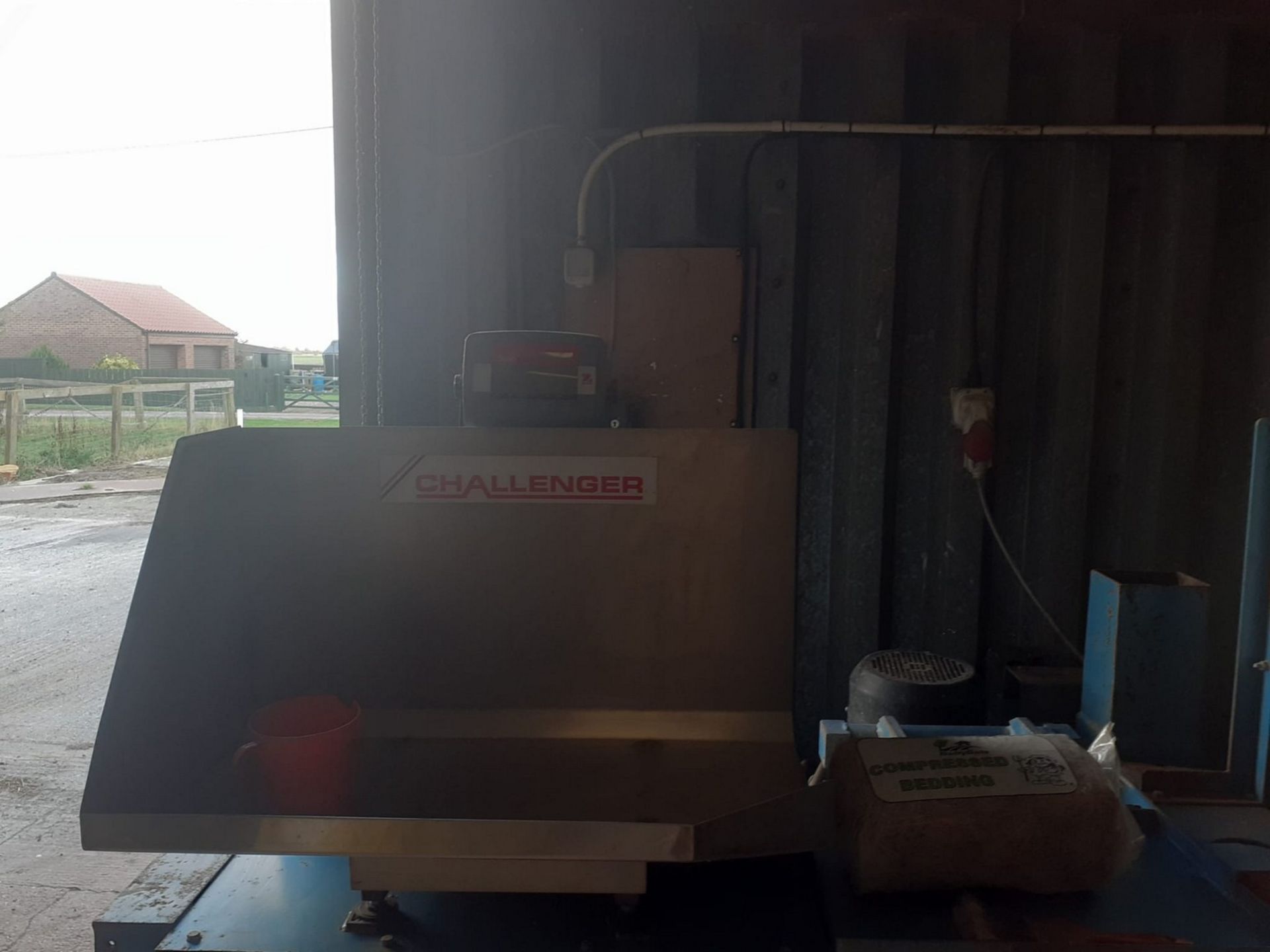 +VAT Challenger Pet Pack bale compressor with hydraulic power pack NOT ON SITE, PLEASE CONTACT FRANK - Image 3 of 6
