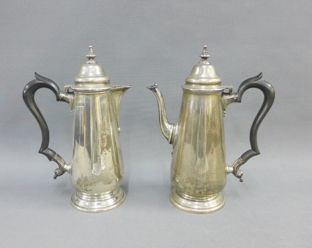 George V silver hot water pot and hot milk pot, Thomas Bradbury & Sons, Ltd, Sheffield 1922 &