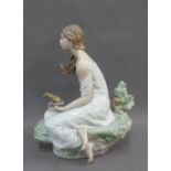 Lladro Privilege Society 2004 female figure, limited edition No 987 / 1500, signed F. Polope, 16cm