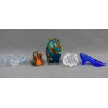 Collection of coloured glass to include Mdina vase and owl and blue glass shoe, etc (6) tallest 16cm