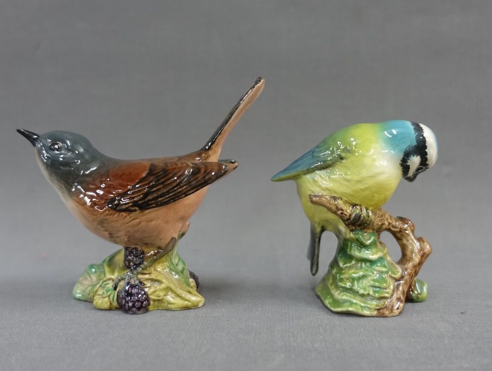 Two Beswick birds to include Whitethroat 2106 and Bluetit 992 (2) - Image 2 of 3