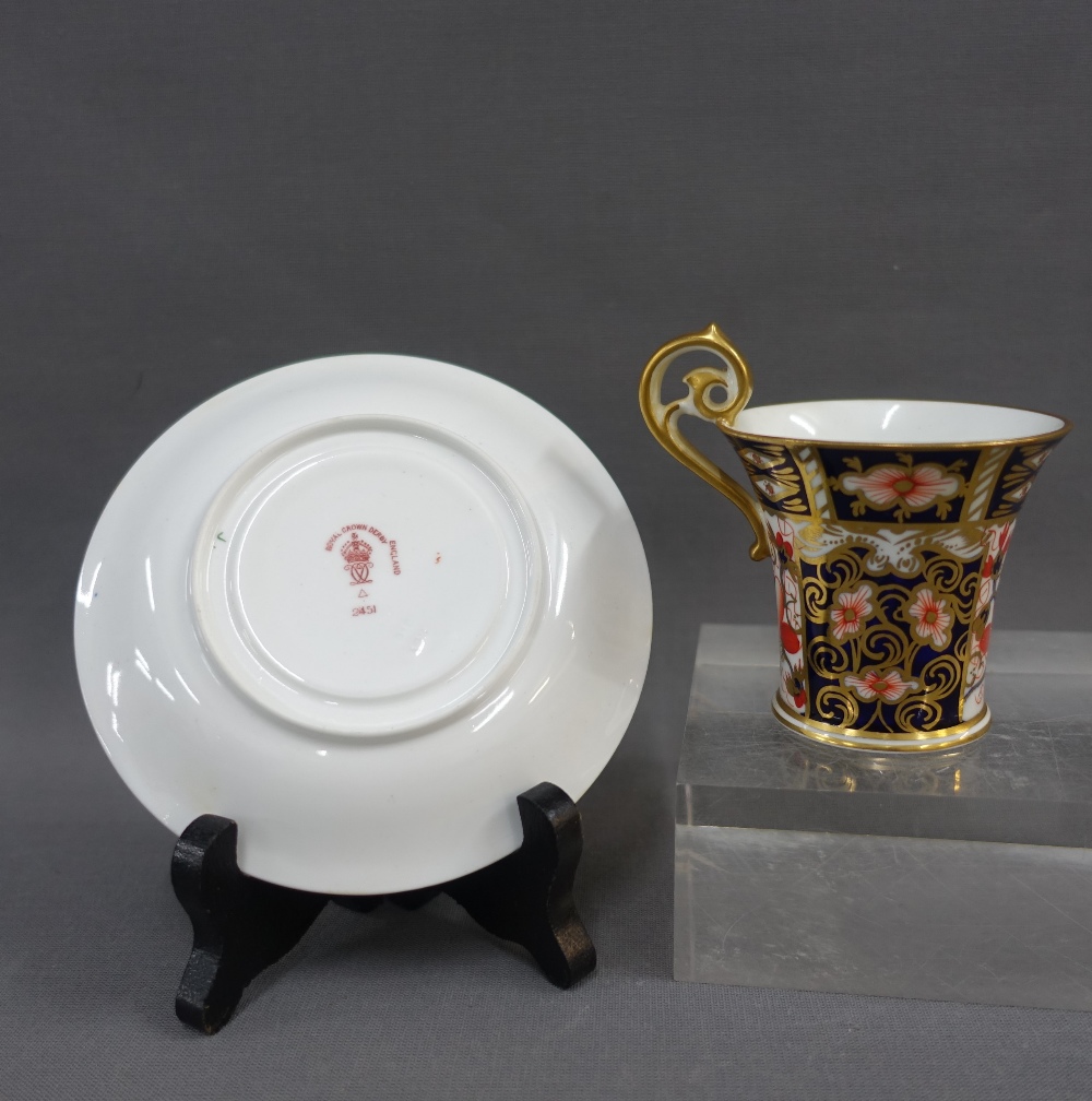 Royal Crown Derby Imari 24541 pattern cabinet cup and saucer (2) - Image 2 of 3