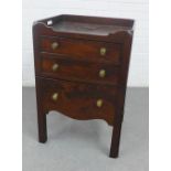 Georgian mahogany commode, 76 x 50cm