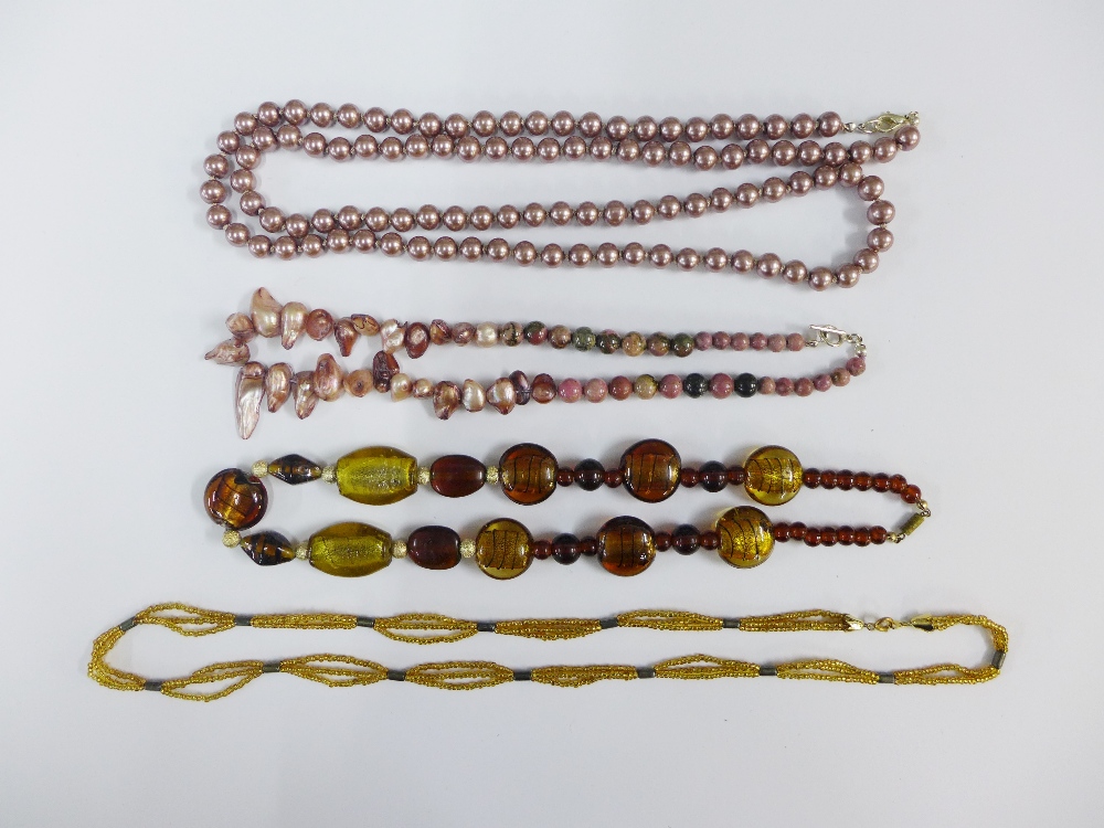 Fourteen various coloured hardstone and bead necklaces (14) - Image 2 of 5