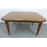 Early 20th century oak extending dining table, 75 x 135cm