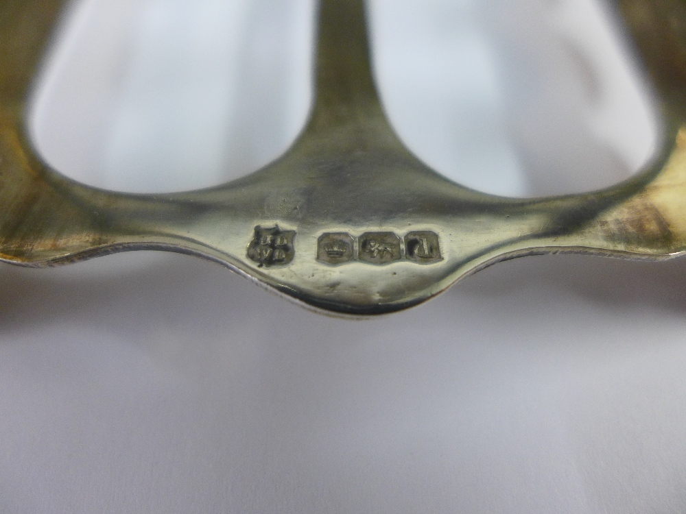 George V silver toast rack, James Deakin & Sons, Sheffield 1921, 12cm long - Image 3 of 3