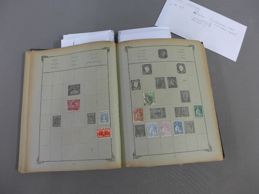 Collection of stamps in a single pre printed album, many loose stamps contained within envelopes, (a - Image 2 of 4