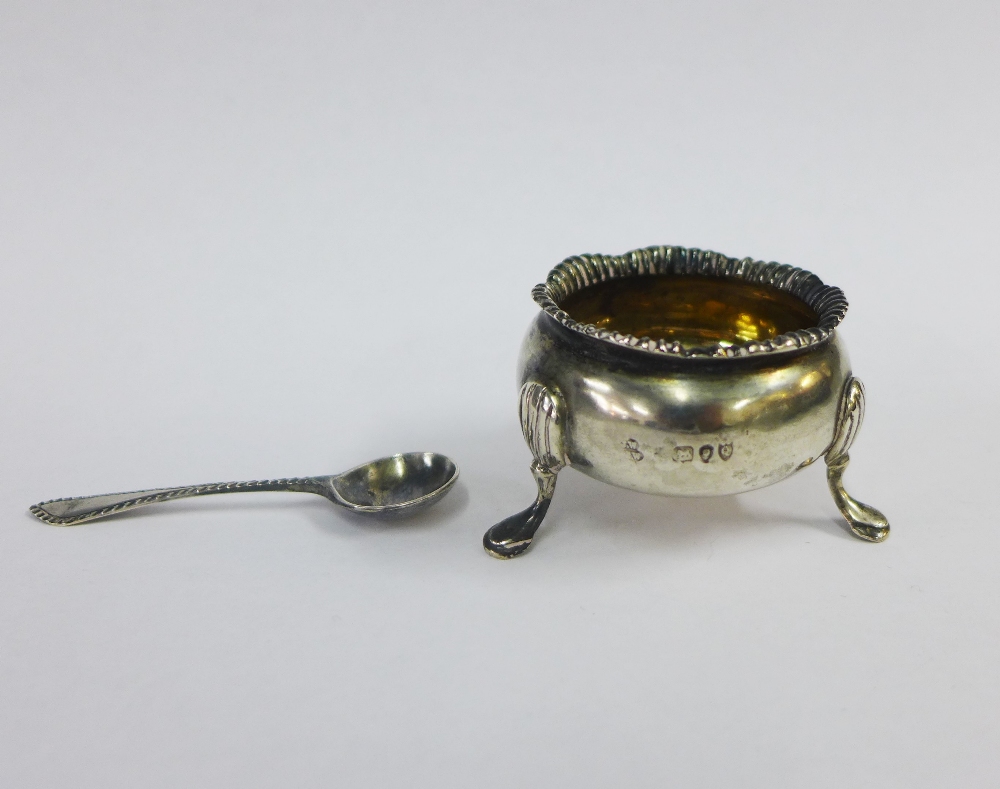 Victorian set of four silver salts, Wakely & Wheeler, London 1891, in original fitted case, with - Image 2 of 3