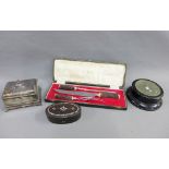 Horn handled caving set with silver collars, silver plated box with hinged cover, hardstone