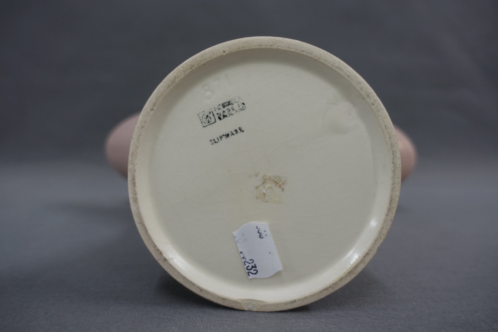 Mid Century pottery to include a Pilkingtons Royal Lancastrian bowl with incised geometric - Image 5 of 6