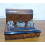 Early 20th century burr walnut desk tidy / inkwell stand, 28 x 32cm