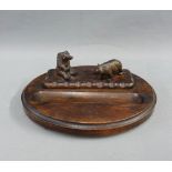 Black Forest style carved wooden bear desk inkwell with pen tray, 24cm