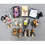 A quantity of novelty bottle stoppers and corks, (a lot)